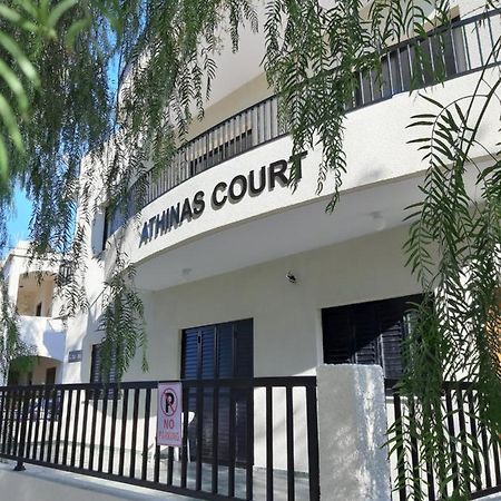 Athinas Court Aparthotel Paphos Exterior photo